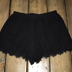 Socialite Shorts